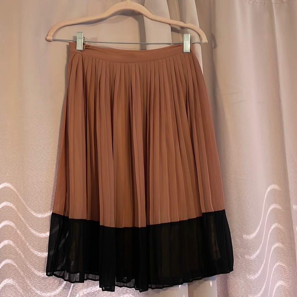 Forever 21 skirt